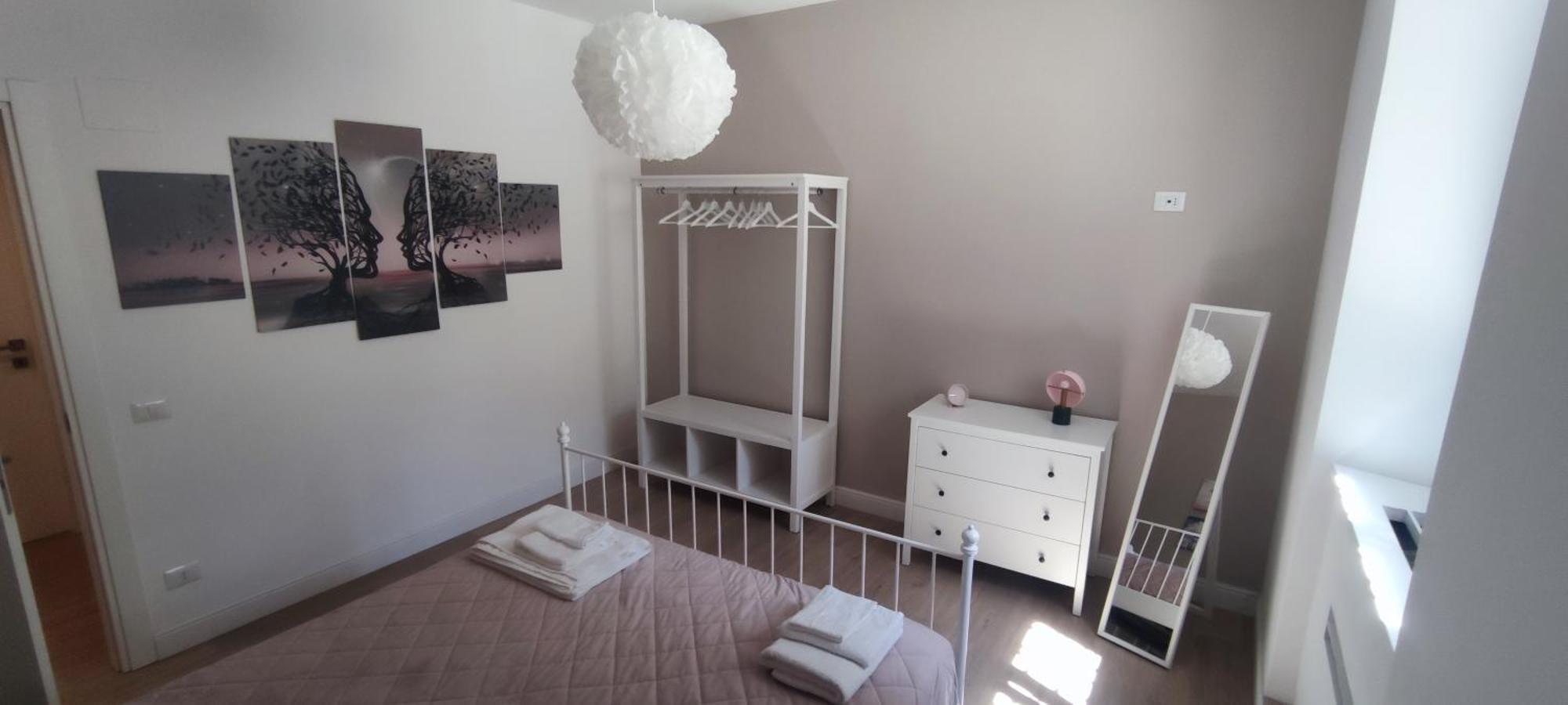 Metro Mirti Holiday home *
